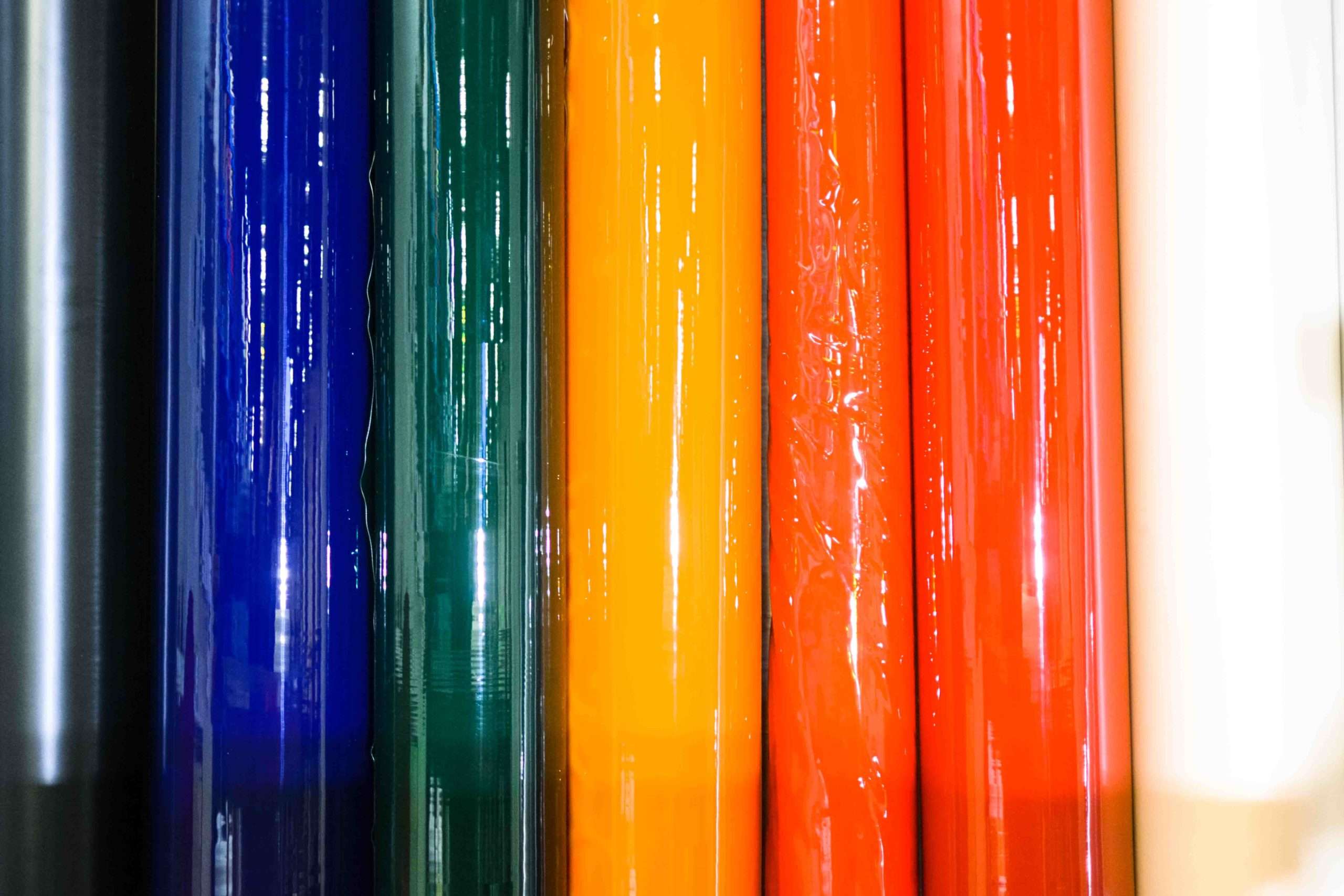 Fabrication sur mesure de structures gonflables dans l’atelier JC Keller à Paris
