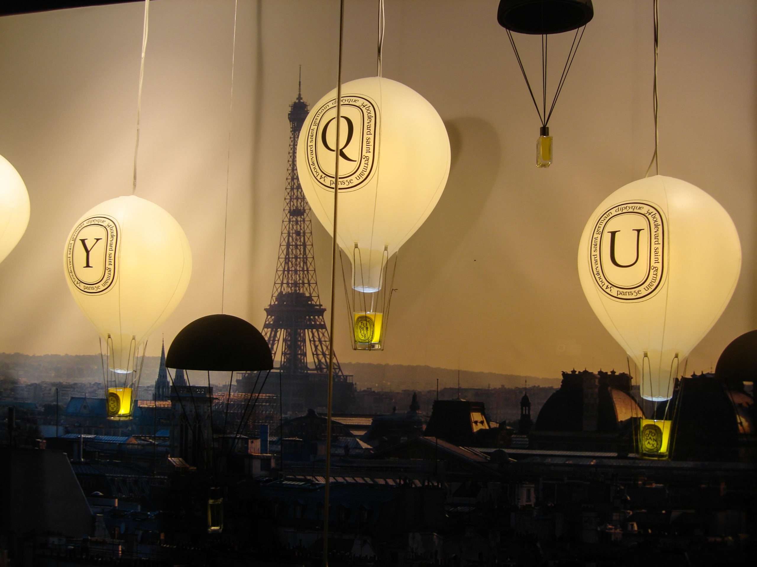Paris prend son envol — Diptyque · Galeries Lafayette